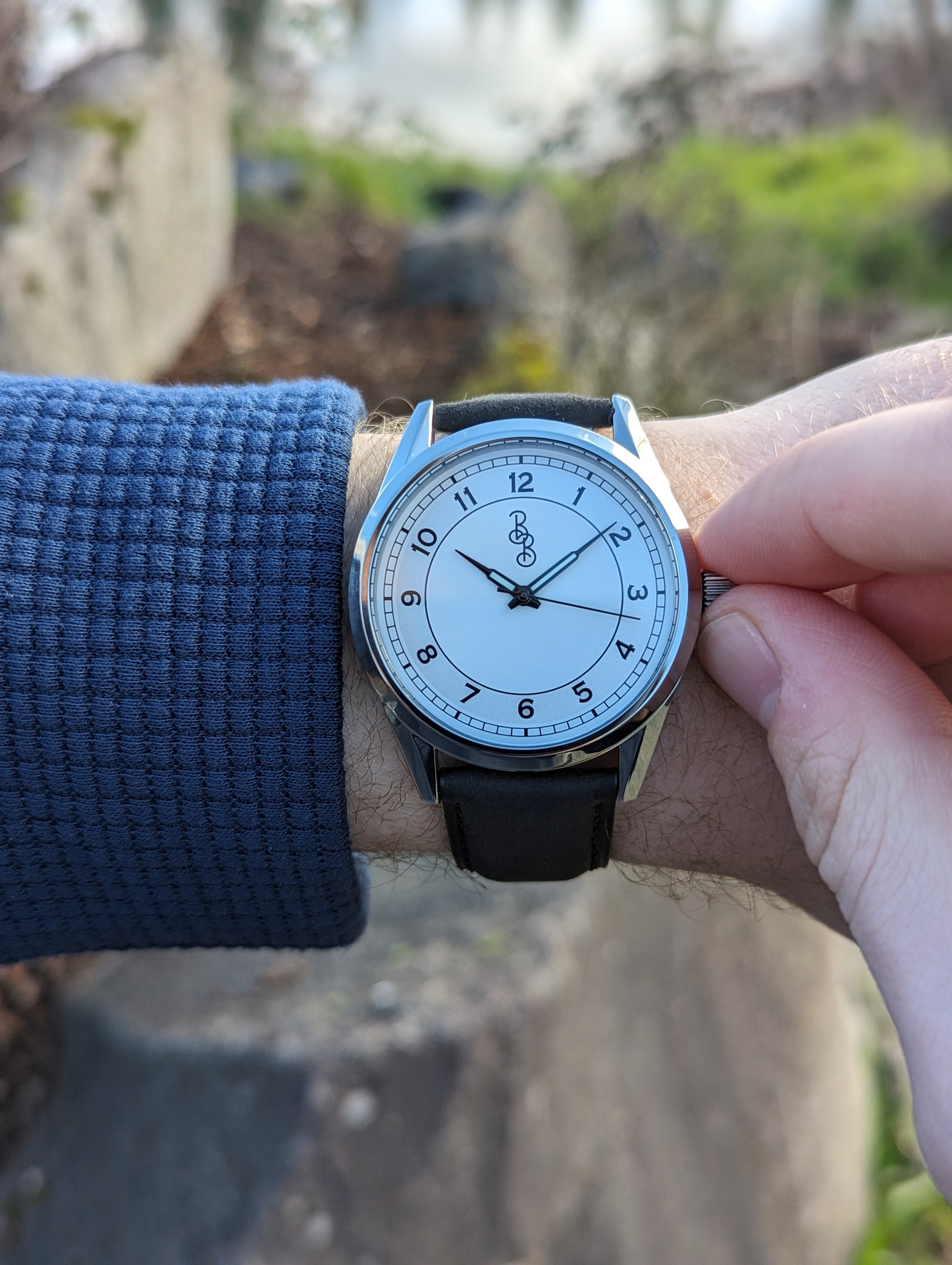 Silver Classic Watch - image 8