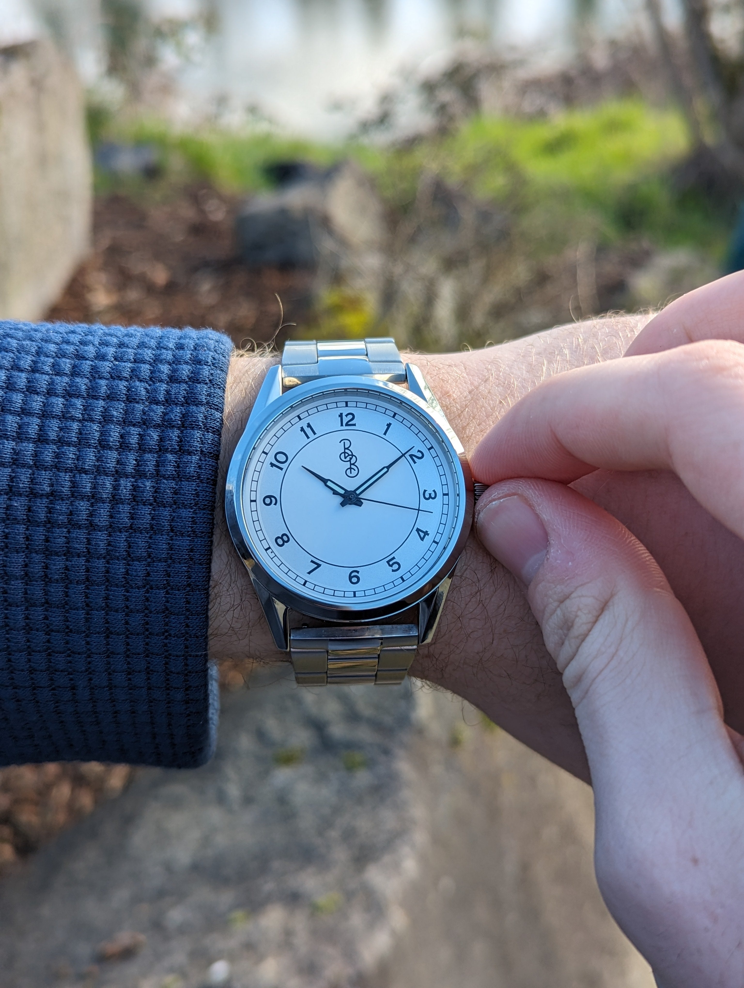 Silver Classic Watch - image 10