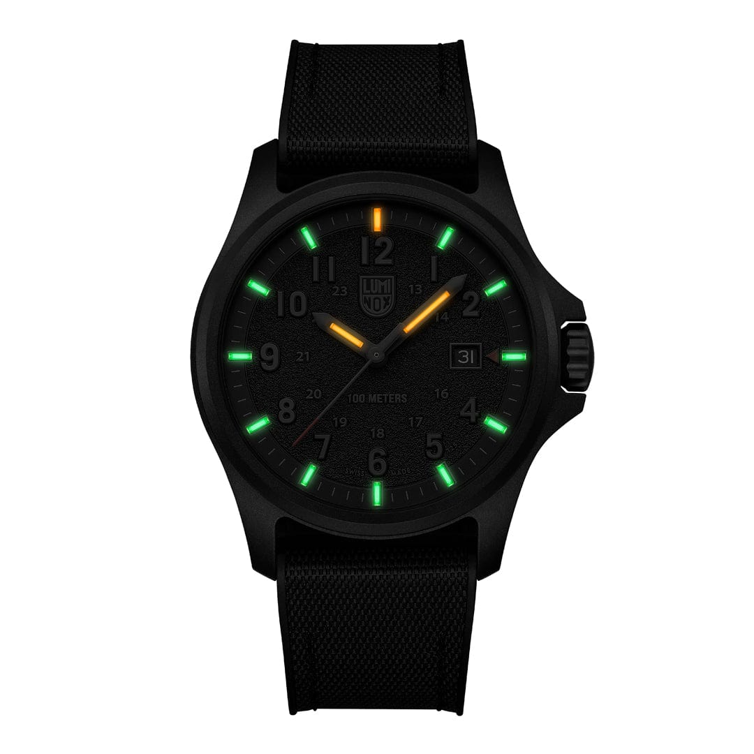 Atacama Field, Field Watch, 43mm - close-up detail view