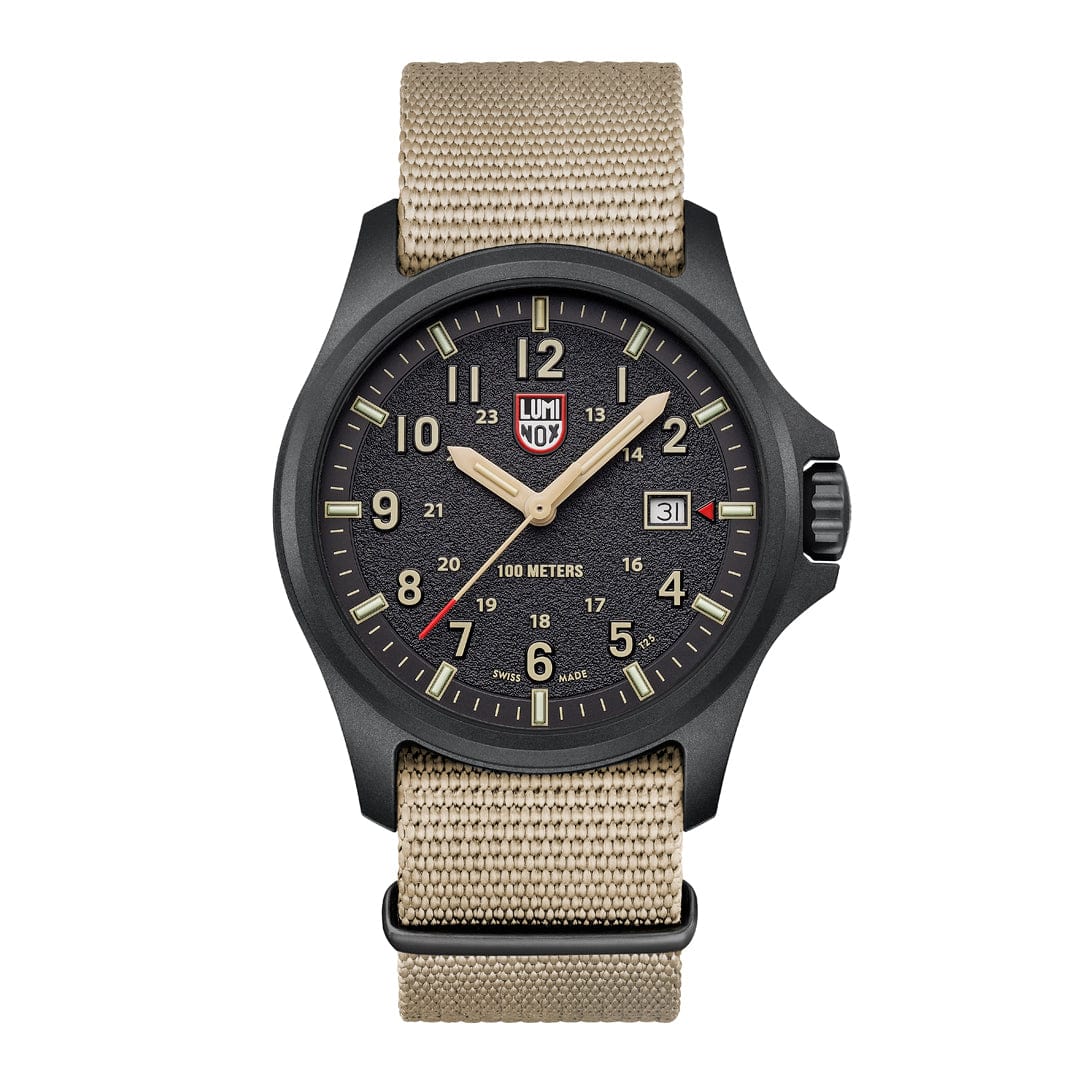 Atacama Field, Field Watch, 43mm - alternate angle