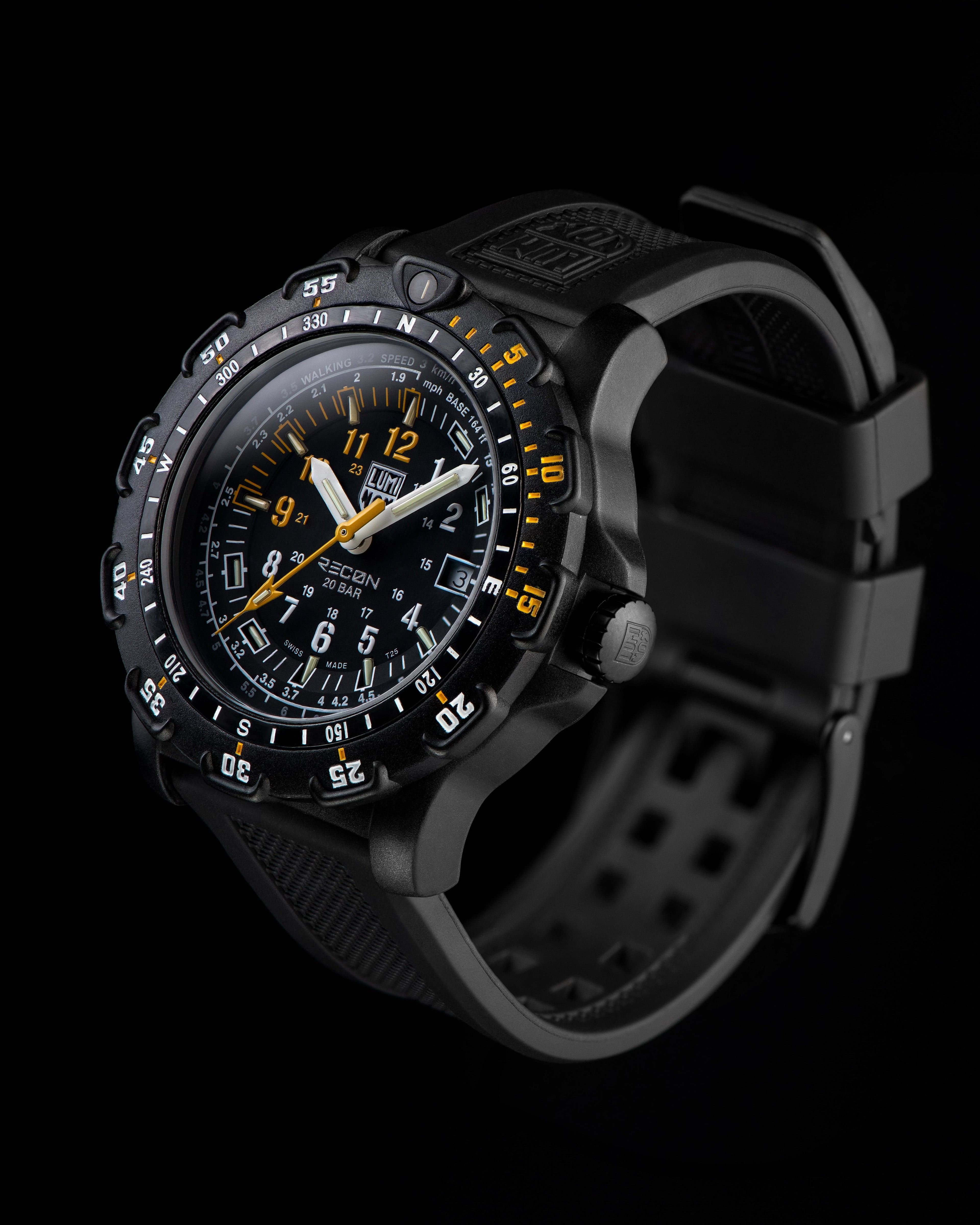 RECON Point Man 8820 Series Heritage Wristwatch, 45 mm, Outdoor Watch - lifestyle view