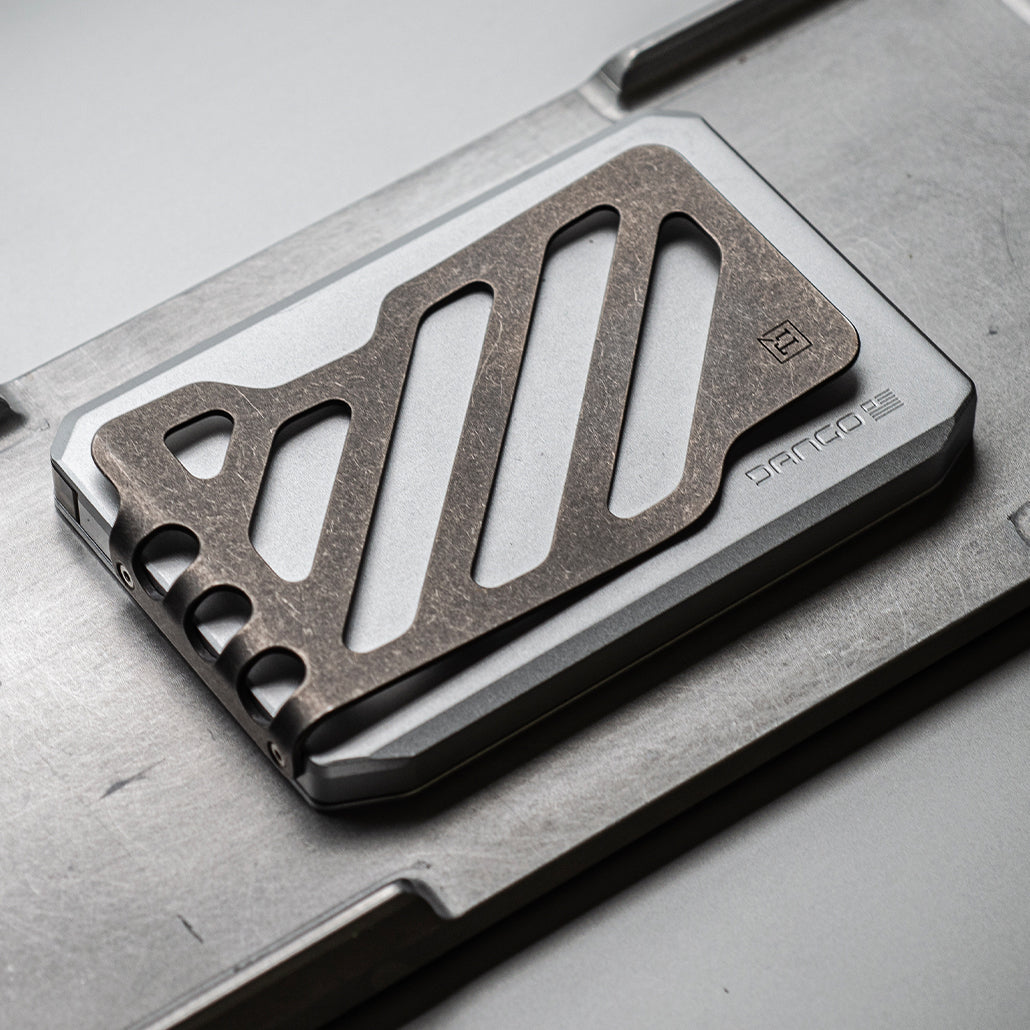 SK1 SLIDE KICK WALLET WITH TITANIUM MONEY CLIP