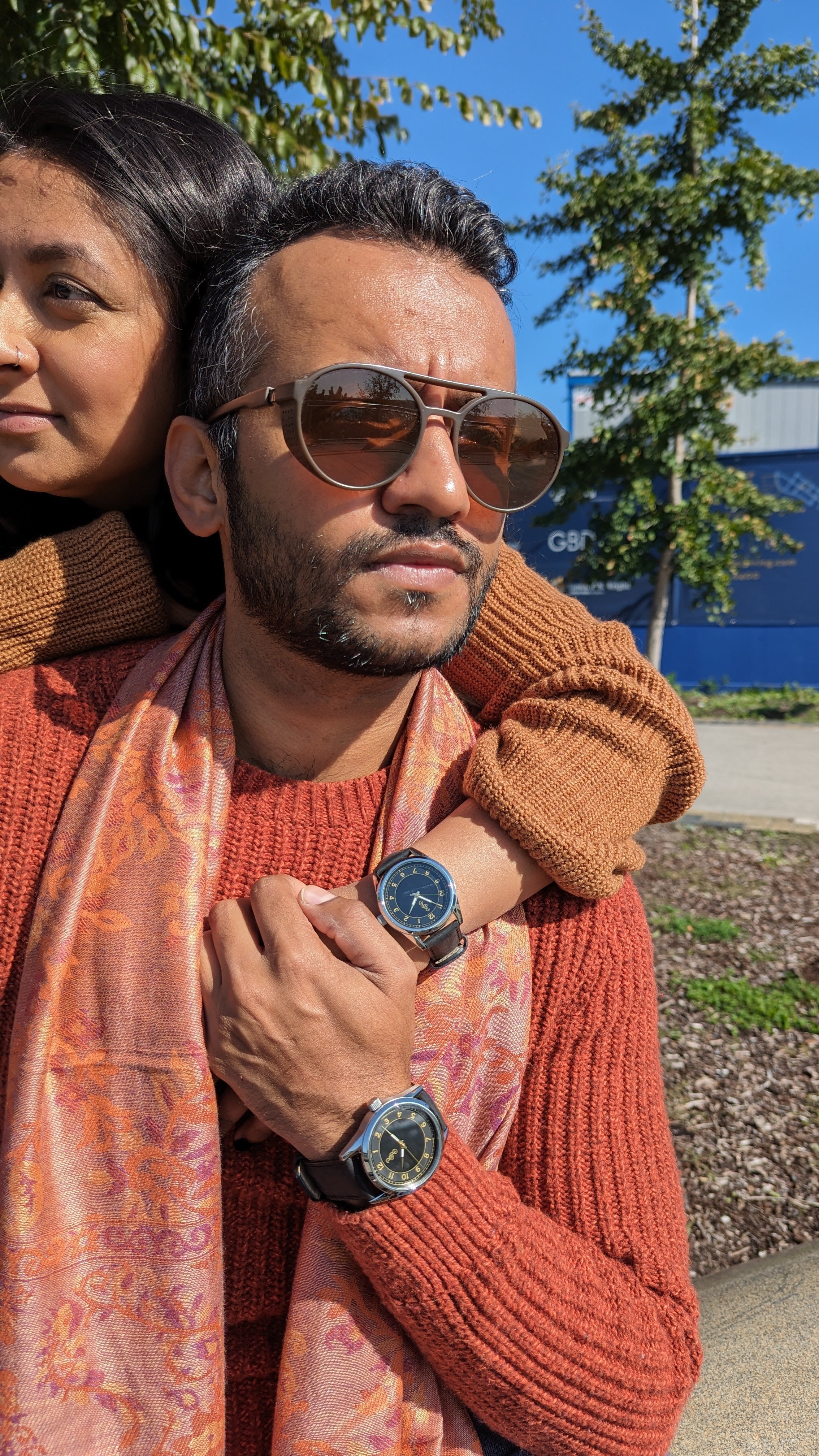 Black and Gold Classic Watch - image 7